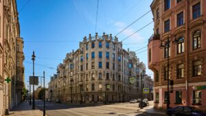 Большой проспект Петроградской стороны